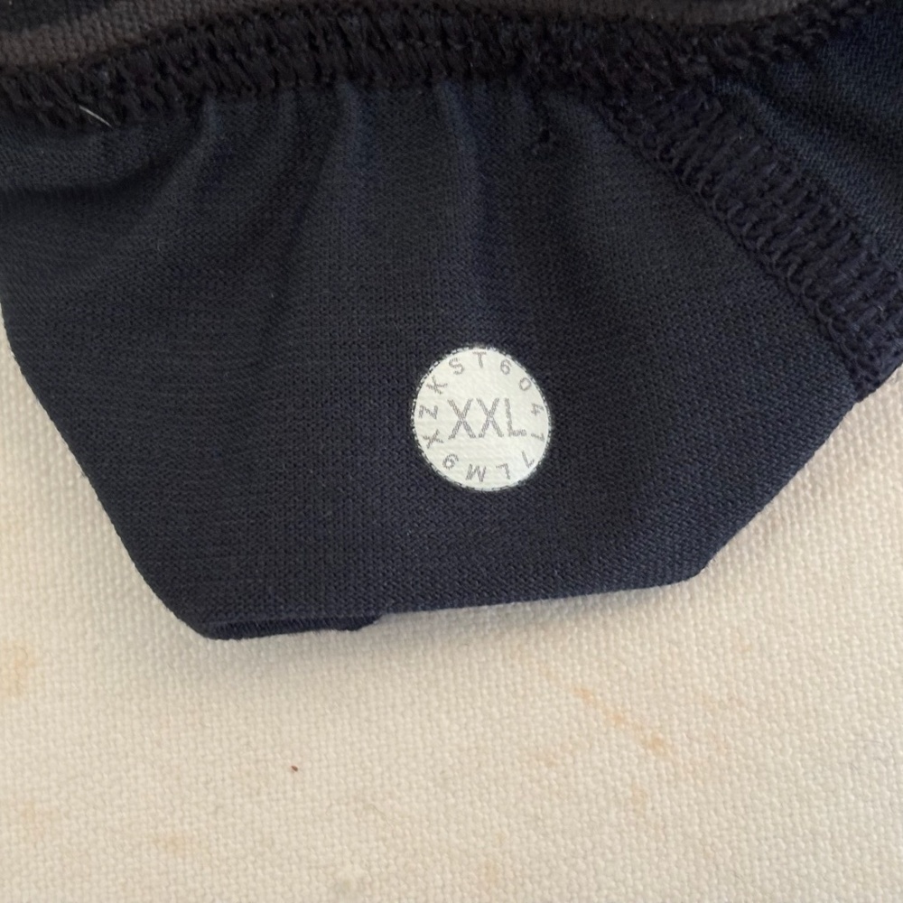 Lululemon Always In Motion Boxer 5" - Picture 3 of 3